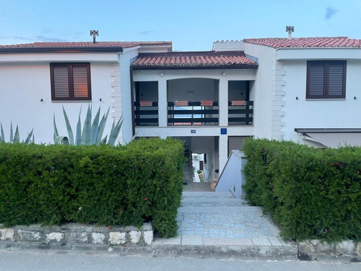 Residence4A-Appartamento Bianco Ravni Eksteriør billede